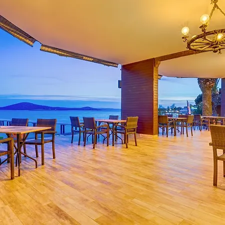 Cunda Hotel