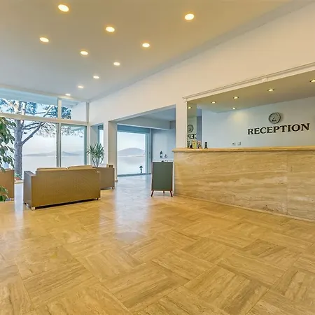 Cunda Hotel 2* Ayvalı